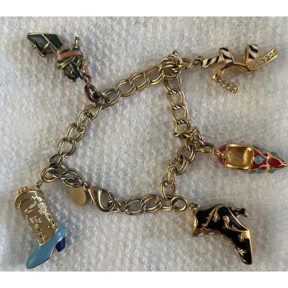 KJL Kenneth Jay Lane Vintage 5 Shoes Charm Gold Tone Bracelet 7 1/4 Inches Rare